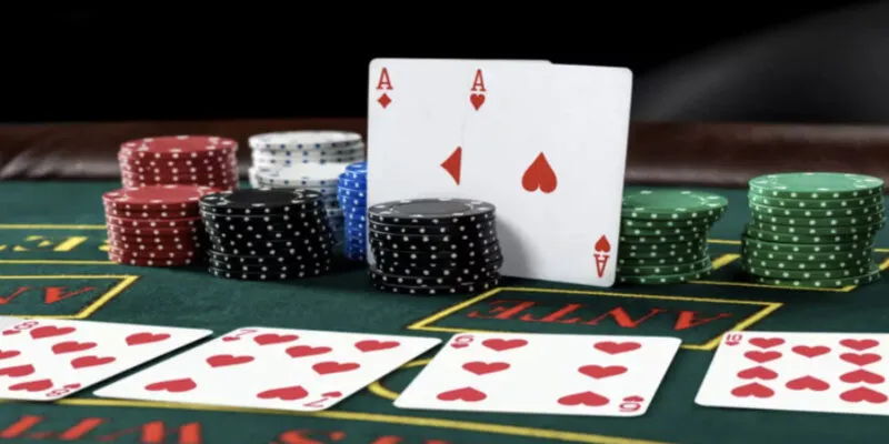 Luật rút bài khi chơi baccarat online